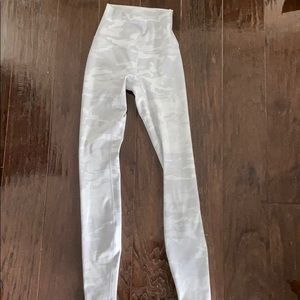 White camo lululemon leggings